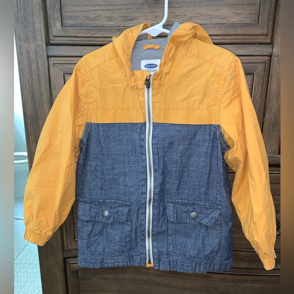 Old Navy zip up jacket - Picture 1 of 4
